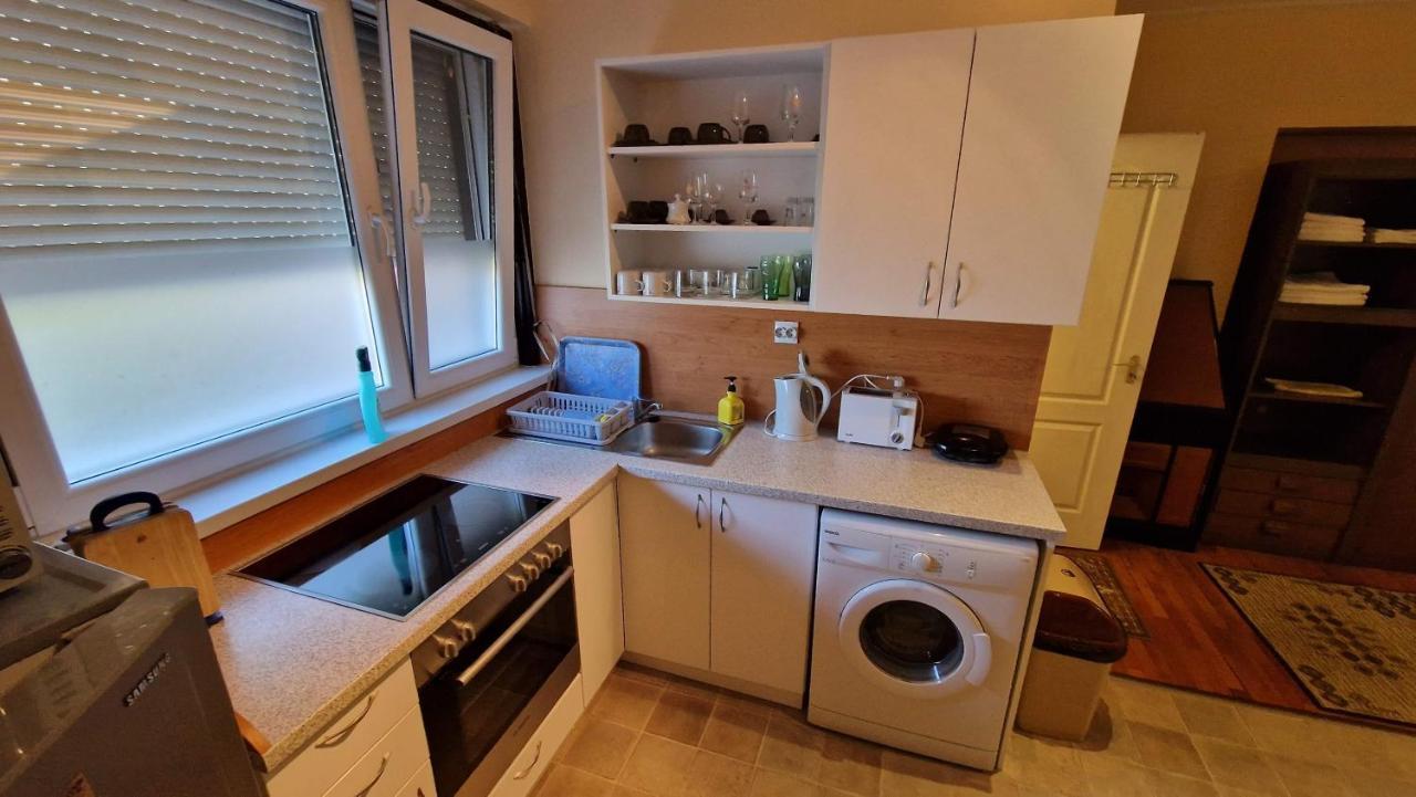 Friendly Apartment In The Suburb. Budapest Exterior foto